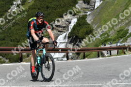 Photo #2176366 | 23-06-2022 11:24 | Passo Dello Stelvio - Waterfall curve BICYCLES
