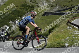 Photo #3603833 | 28-07-2023 10:06 | Passo Dello Stelvio - Waterfall curve BICYCLES
