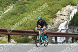 Photo #4267872 | 16-09-2023 10:39 | Passo Dello Stelvio - Waterfall curve BICYCLES