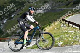 Photo #2576588 | 10-08-2022 09:54 | Passo Dello Stelvio - Waterfall curve BICYCLES