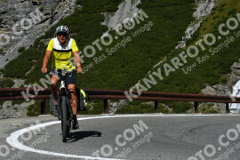 Fotó #4156310 | 04-09-2023 10:47 | Passo Dello Stelvio - Vízesés kanyar Bicajosok