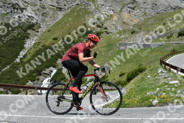Photo #2137545 | 17-06-2022 12:00 | Passo Dello Stelvio - Waterfall curve BICYCLES