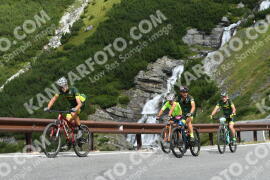 Photo #2462887 | 31-07-2022 10:27 | Passo Dello Stelvio - Waterfall curve BICYCLES