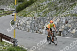 Photo #3269406 | 28-06-2023 10:57 | Passo Dello Stelvio - Waterfall curve BICYCLES