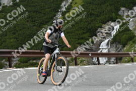 Photo #2448864 | 30-07-2022 15:08 | Passo Dello Stelvio - Waterfall curve BICYCLES