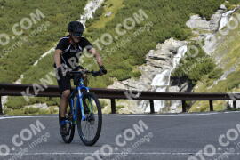 Photo #2767657 | 28-08-2022 10:44 | Passo Dello Stelvio - Waterfall curve BICYCLES