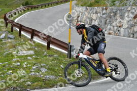 Photo #2458964 | 31-07-2022 14:38 | Passo Dello Stelvio - Waterfall curve BICYCLES
