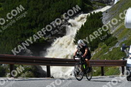 Photo #3940976 | 18-08-2023 15:05 | Passo Dello Stelvio - Waterfall curve BICYCLES