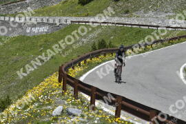 Fotó #3361403 | 05-07-2023 13:02 | Passo Dello Stelvio - Vízesés kanyar Bicajosok