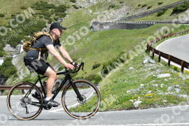 Photo #2137186 | 17-06-2022 11:00 | Passo Dello Stelvio - Waterfall curve BICYCLES