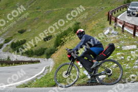 Photo #2464583 | 31-07-2022 16:20 | Passo Dello Stelvio - Waterfall curve BICYCLES