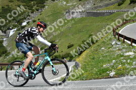 Photo #2176577 | 23-06-2022 11:48 | Passo Dello Stelvio - Waterfall curve BICYCLES