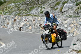Photo #2384535 | 24-07-2022 14:43 | Passo Dello Stelvio - Waterfall curve BICYCLES