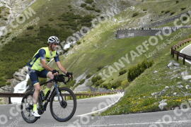 Photo #3096020 | 12-06-2023 11:09 | Passo Dello Stelvio - Waterfall curve BICYCLES