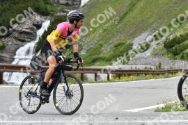 Photo #2206045 | 29-06-2022 13:51 | Passo Dello Stelvio - Waterfall curve BICYCLES