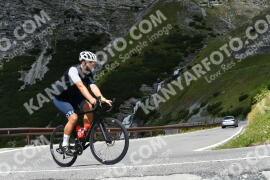 Photo #2432576 | 29-07-2022 12:07 | Passo Dello Stelvio - Waterfall curve BICYCLES