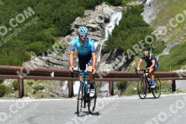 Photo #2417893 | 27-07-2022 11:50 | Passo Dello Stelvio - Waterfall curve BICYCLES