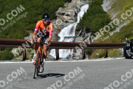 Fotó #4178410 | 06-09-2023 11:36 | Passo Dello Stelvio - Vízesés kanyar Bicajosok