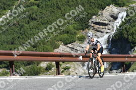 Photo #2368522 | 22-07-2022 09:53 | Passo Dello Stelvio - Waterfall curve BICYCLES