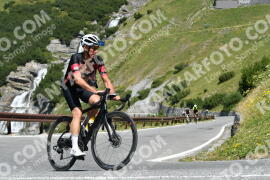 Photo #2369634 | 22-07-2022 11:25 | Passo Dello Stelvio - Waterfall curve BICYCLES