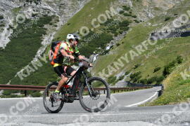 Photo #2368927 | 22-07-2022 10:50 | Passo Dello Stelvio - Waterfall curve BICYCLES