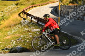 Photo #3970782 | 19-08-2023 09:51 | Passo Dello Stelvio - Waterfall curve BICYCLES