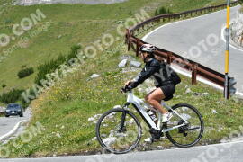 Photo #2379519 | 24-07-2022 13:45 | Passo Dello Stelvio - Waterfall curve BICYCLES