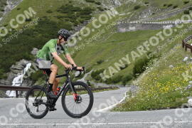 Photo #3546622 | 22-07-2023 11:14 | Passo Dello Stelvio - Waterfall curve BICYCLES