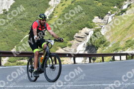 Photo #2381416 | 24-07-2022 10:29 | Passo Dello Stelvio - Waterfall curve BICYCLES