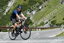 Photo #2295910 | 13-07-2022 11:17 | Passo Dello Stelvio - Waterfall curve BICYCLES