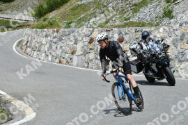 Photo #2401616 | 25-07-2022 13:41 | Passo Dello Stelvio - Waterfall curve BICYCLES