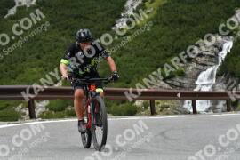 Photo #2443980 | 30-07-2022 12:19 | Passo Dello Stelvio - Waterfall curve BICYCLES