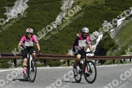 Photo #3226016 | 25-06-2023 10:20 | Passo Dello Stelvio - Waterfall curve BICYCLES