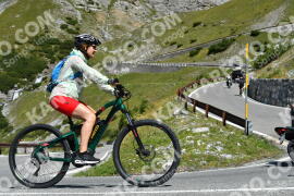 Photo #2606330 | 12-08-2022 11:38 | Passo Dello Stelvio - Waterfall curve BICYCLES