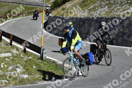 Photo #2738703 | 25-08-2022 11:16 | Passo Dello Stelvio - Waterfall curve BICYCLES