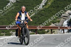 Photo #2368513 | 22-07-2022 09:48 | Passo Dello Stelvio - Waterfall curve BICYCLES