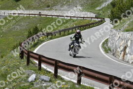 Photo #3203447 | 23-06-2023 14:39 | Passo Dello Stelvio - Waterfall curve BICYCLES