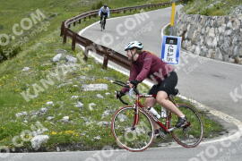 Photo #3200139 | 23-06-2023 12:00 | Passo Dello Stelvio - Waterfall curve BICYCLES