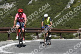 Fotó #2740224 | 25-08-2022 10:10 | Passo Dello Stelvio - Vízesés kanyar Bicajosok
