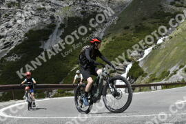 Photo #3096617 | 12-06-2023 12:37 | Passo Dello Stelvio - Waterfall curve BICYCLES