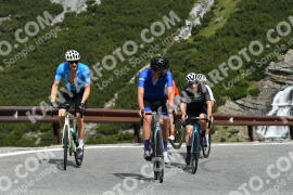 Photo #2173179 | 21-06-2022 10:09 | Passo Dello Stelvio - Waterfall curve BICYCLES