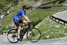 Photo #2147355 | 18-06-2022 10:29 | Passo Dello Stelvio - Waterfall curve BICYCLES