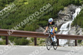 Photo #2489461 | 02-08-2022 15:07 | Passo Dello Stelvio - Waterfall curve BICYCLES
