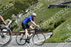 Photo #2145879 | 18-06-2022 10:19 | Passo Dello Stelvio - Waterfall curve BICYCLES