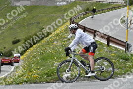 Photo #3268466 | 28-06-2023 15:27 | Passo Dello Stelvio - Waterfall curve BICYCLES