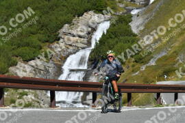 Photo #4305356 | 26-09-2023 10:44 | Passo Dello Stelvio - Waterfall curve BICYCLES