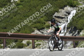 Foto #3424376 | 11-07-2023 12:00 | Passo Dello Stelvio - Waterfall Kehre BICYCLES