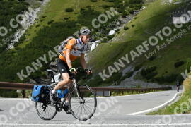 Photo #2418929 | 27-07-2022 13:59 | Passo Dello Stelvio - Waterfall curve BICYCLES