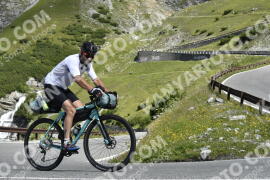 Photo #3605842 | 28-07-2023 10:45 | Passo Dello Stelvio - Waterfall curve BICYCLES