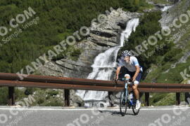 Photo #3500901 | 16-07-2023 10:23 | Passo Dello Stelvio - Waterfall curve BICYCLES
